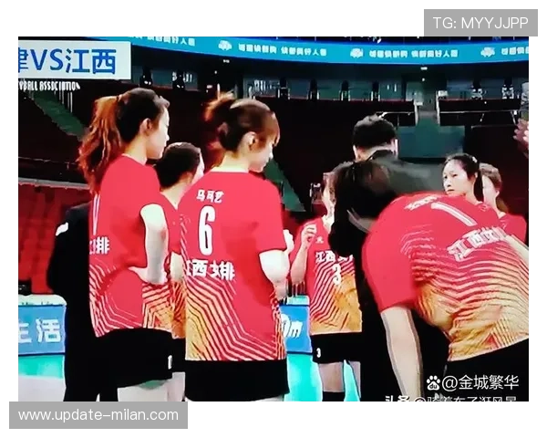 天津女排王倩连续扣杀，助队锁定胜利